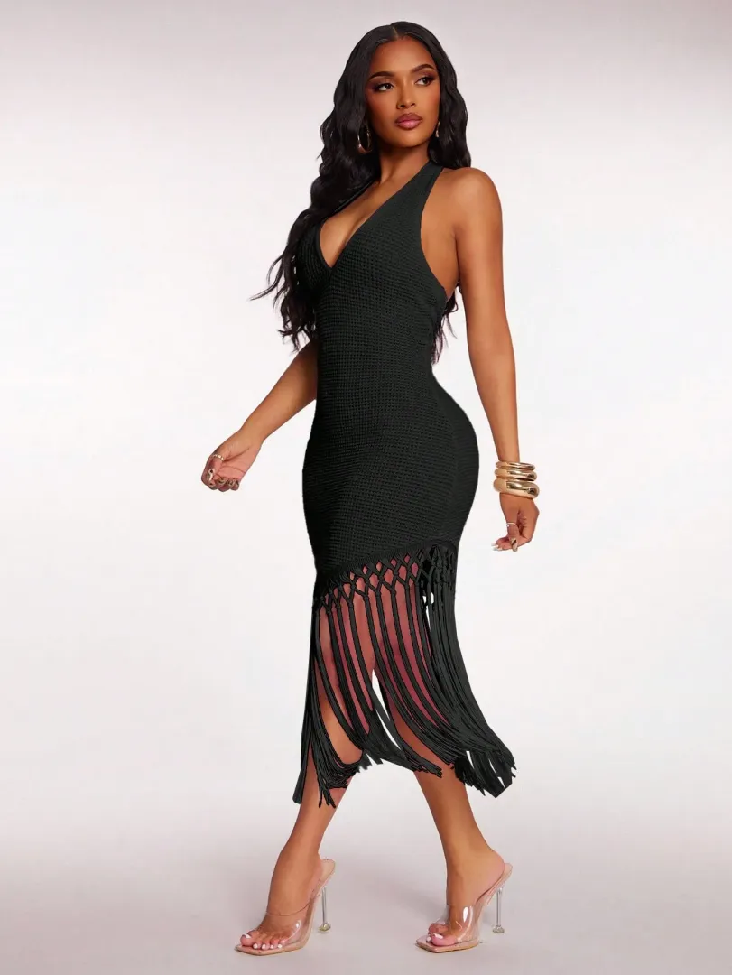 Vestido Feminino Boho de Verão em Tom Apricot com Crochê e Barrado com Franjas, Estilo Solto e Leve, Ideal para Praia e Férias — cor preto