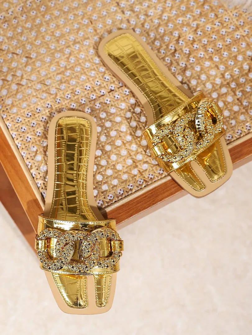 Sandálias Femininas de Primavera e Verão com Bico Quadrado, Fivela Metálica e Sola Antiderrapante, Confortáveis e Resistentes ao Desgaste para Festas e Uso Casual — foto 2