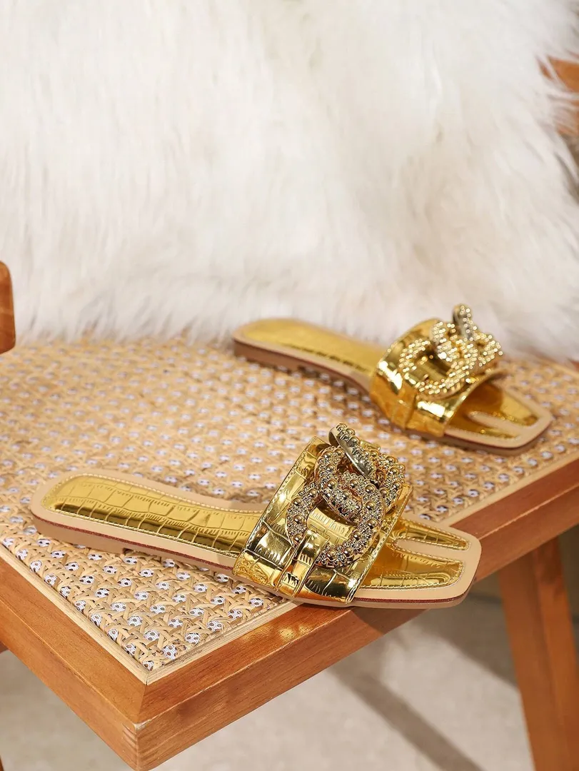 Sandálias Femininas de Primavera e Verão com Bico Quadrado, Fivela Metálica e Sola Antiderrapante, Confortáveis e Resistentes ao Desgaste para Festas e Uso Casual — foto 4