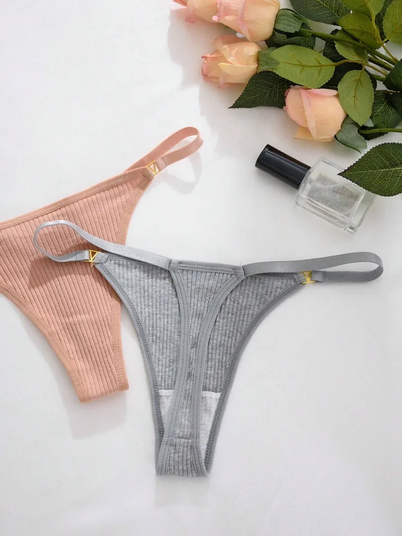 Conjunto com 16 Calcinhas Femininas Estilo Fio Dental com Botões Metálicos Decorativos e Tecido Texturizado, Design Sexy e Sofisticado — foto 4