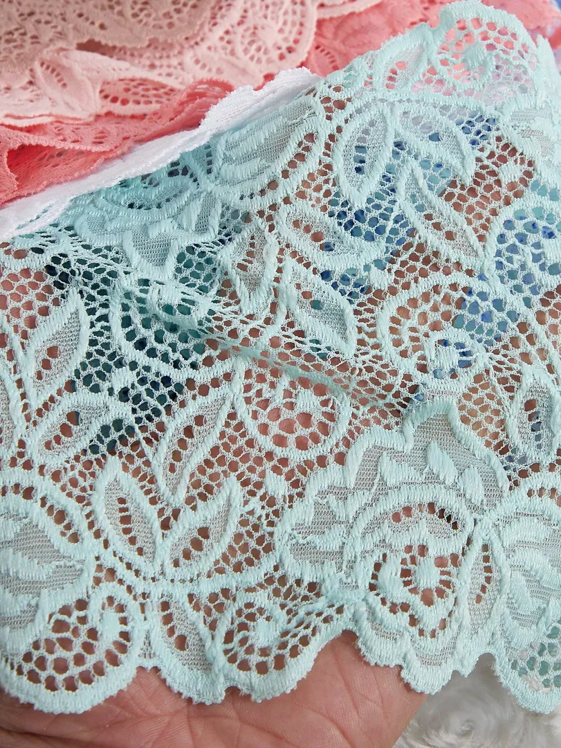 Conjunto com 14 Calcinhas Femininas com Detalhe em Renda, Estilo Sexy e Confortável — foto 4