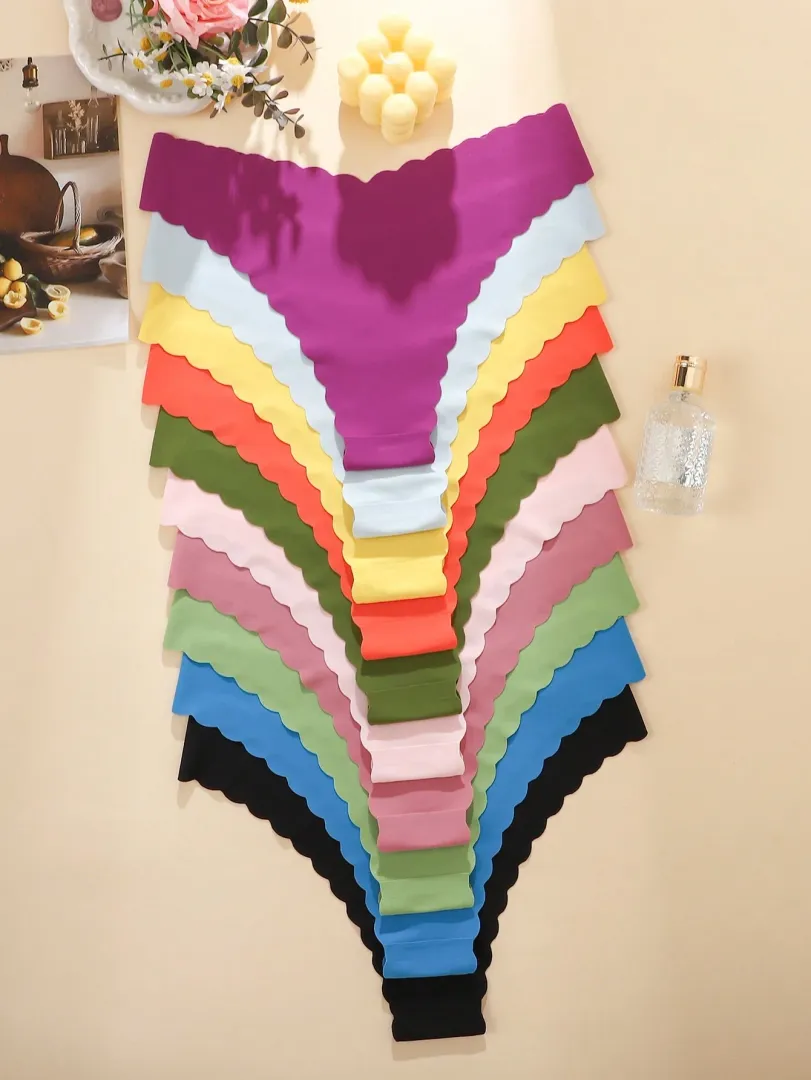 Conjunto com 10 Calcinhas Femininas Estilo Bikini com Estampa Floral e Borda Ondulada, Confortáveis e Sexys — foto 3