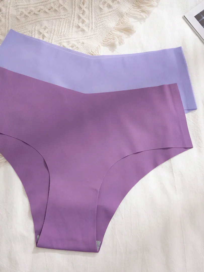 Conjunto com 12 Calcinhas Femininas Sem Costura em Cor Sólida, Estilo Clássico e Confortável — foto 6