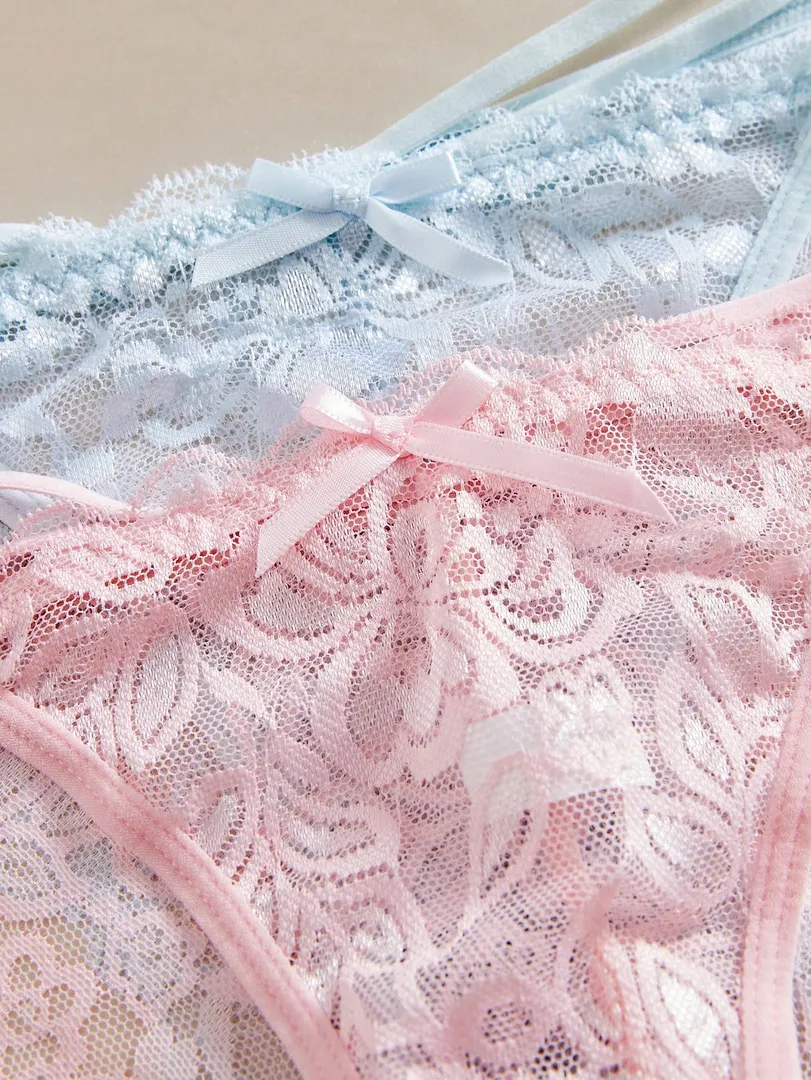Conjunto com 12 Calcinhas Femininas Estilo Bikini em Renda, Simples, Confortáveis e com Toque Romântico — foto 4
