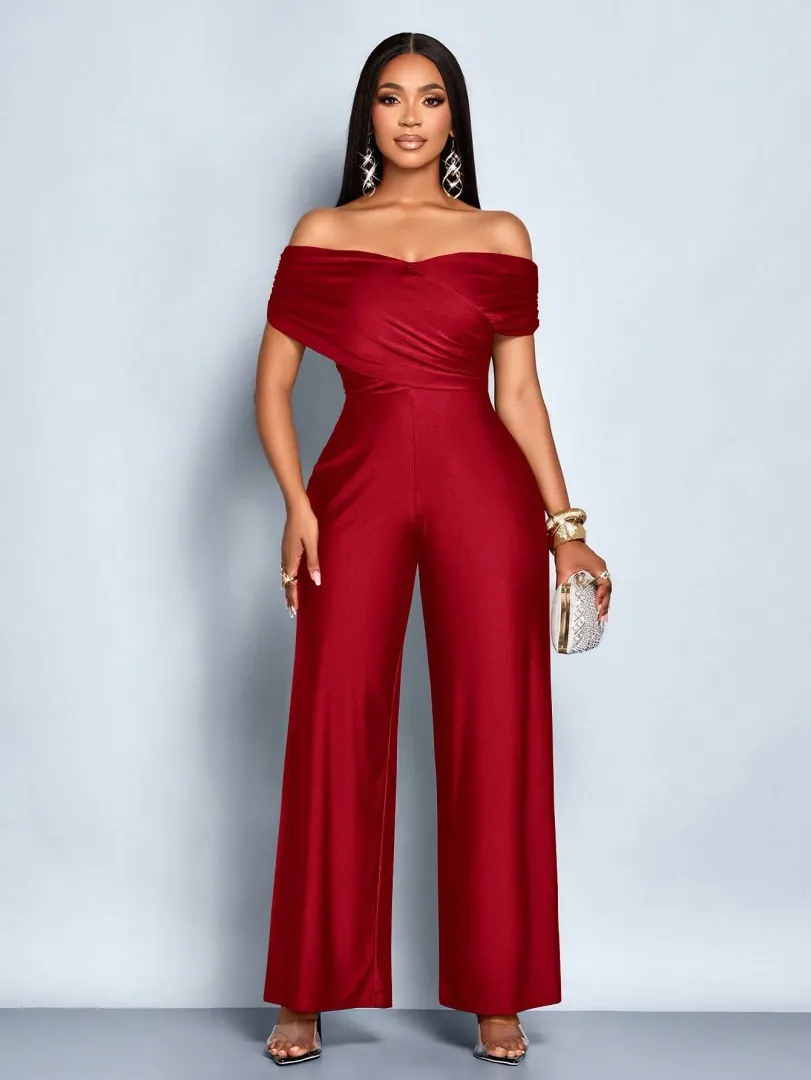 Macacão Feminino Elegante em Cor Sólida com Ombros de Fora, Detalhe Cruzado e Franzido — foto 6