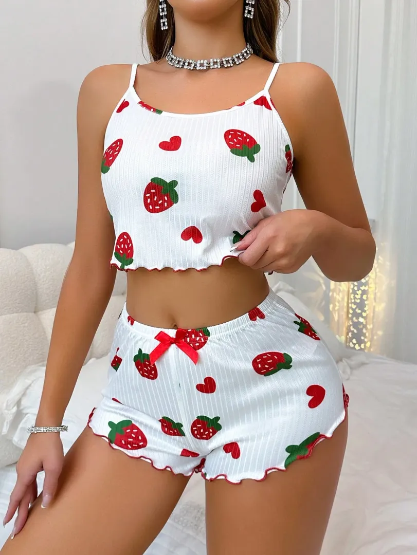 Conjunto Pijama Feminino com Top Cami e Shorts com Estampa de Morangos e Babados, Estilo Romântico e Confortável - foto 5