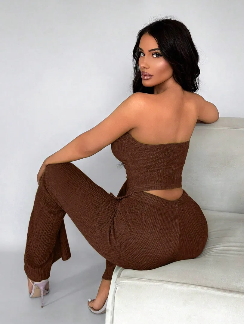 Conjunto de Cetim com Top Elegante e Calça Longa - foto 2