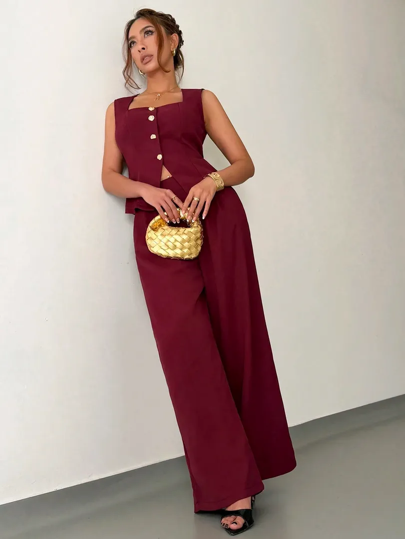 Conjunto Bordô com Top de Decote Quadrado e Calça Elegante - foto 4
