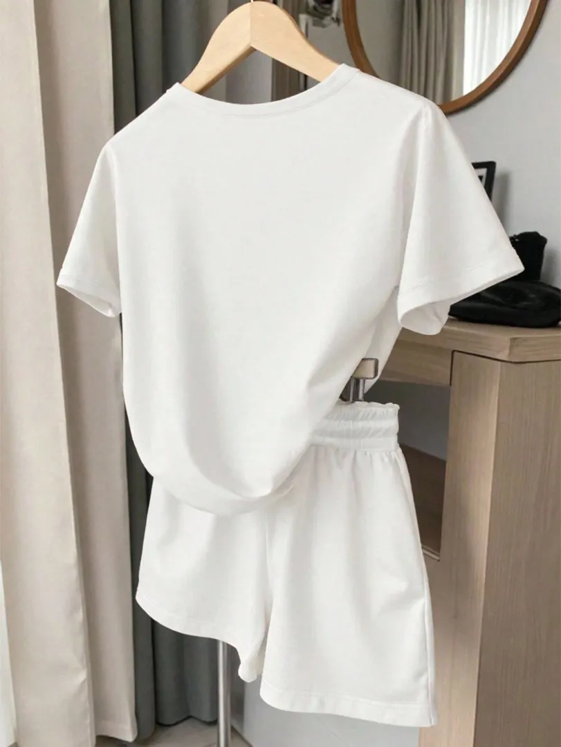 Conjunto Casual com Estampa Divertida - foto 2
