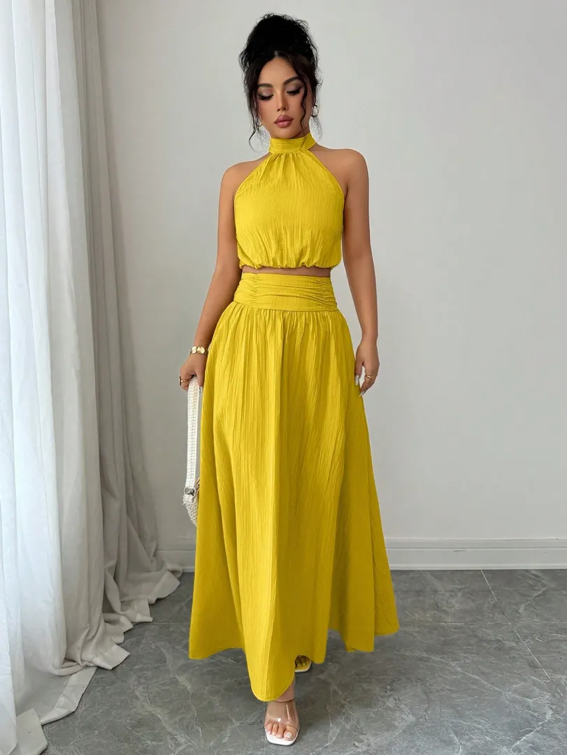 Conjunto Amarelo com Top Frente Única e Saia Longa com Fenda - foto 6