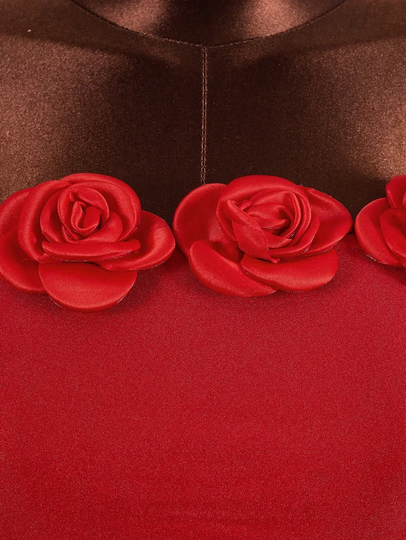 Vestido Vermelho com Flor 3D e Barra Assimétrica - foto 4