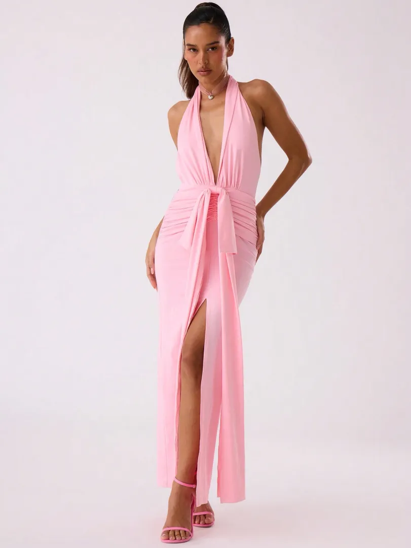 Vestido Longo com Decote Profundo e Drapeado