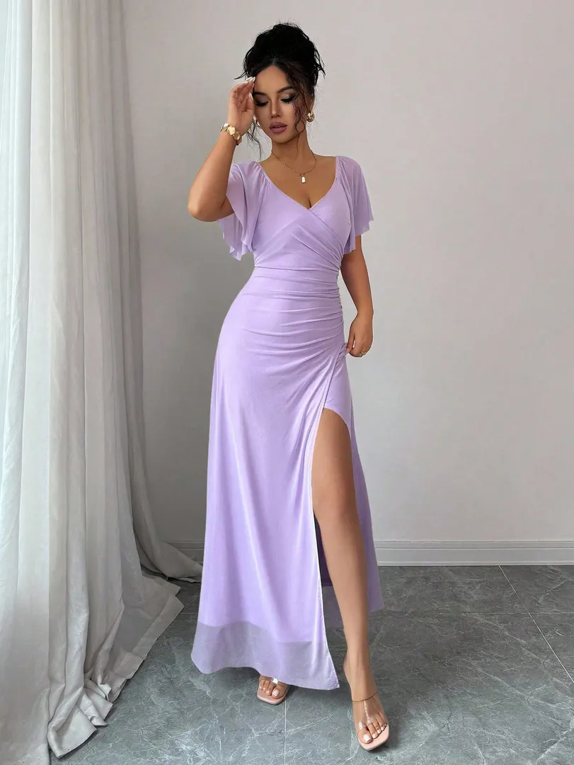 Vestido Longo com Decote em V e Mangas Fluídas - foto 2