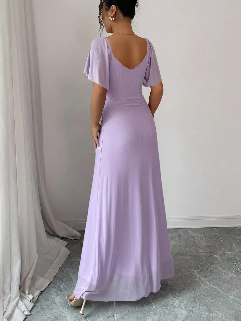 Vestido Longo com Decote em V e Mangas Fluídas - foto 3