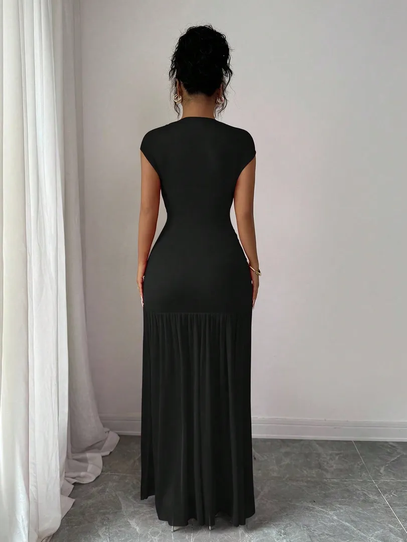 Novo Vestido Elegante com Gola Alta Sem Mangas, Detalhe Vazado e Saia Plissada em Tule, Perfeito para Formaturas, Férias e Encontros — foto 2