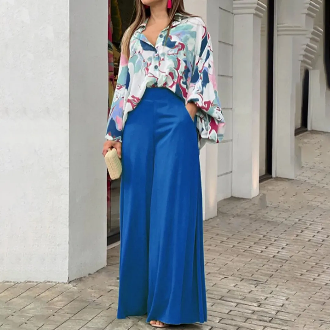 Conjunto Feminino com Camisa Estampada e Calça Pantalona