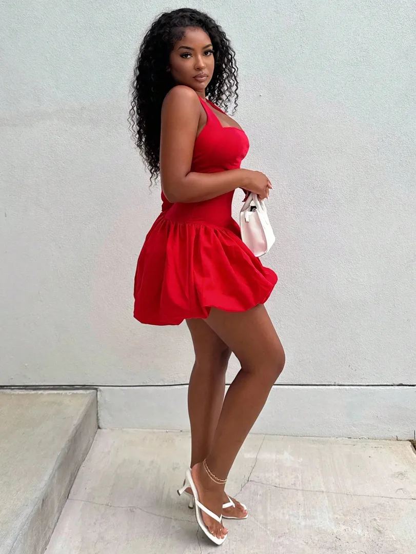 Vestido Feminino Curto de Verão com Saia em Bolha, Decote Halterneck e Costas Abertas, Estilo Sexy em Cor Sólida, Ideal para o Ano Novo