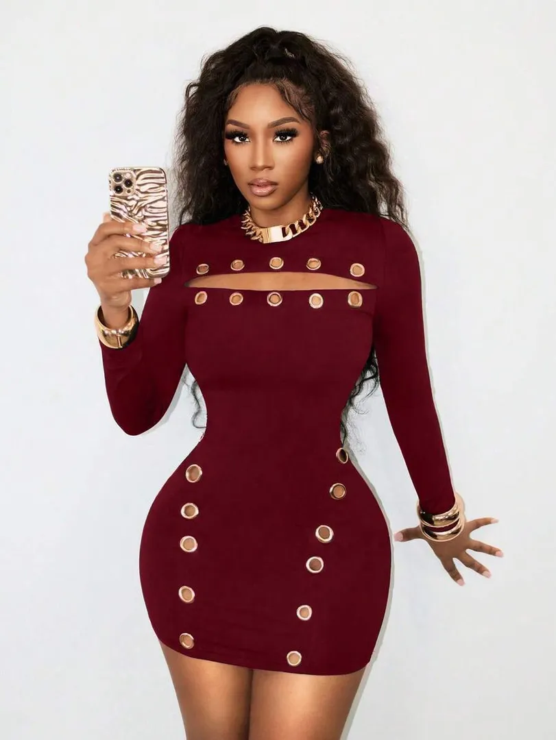 Vestido Feminino Justo com Decote Redondo e Abertura Frontal, Mangas Longas e Detalhes Metálicos, Estilo Sexy Punk para Festivais e Halloween — foto 2