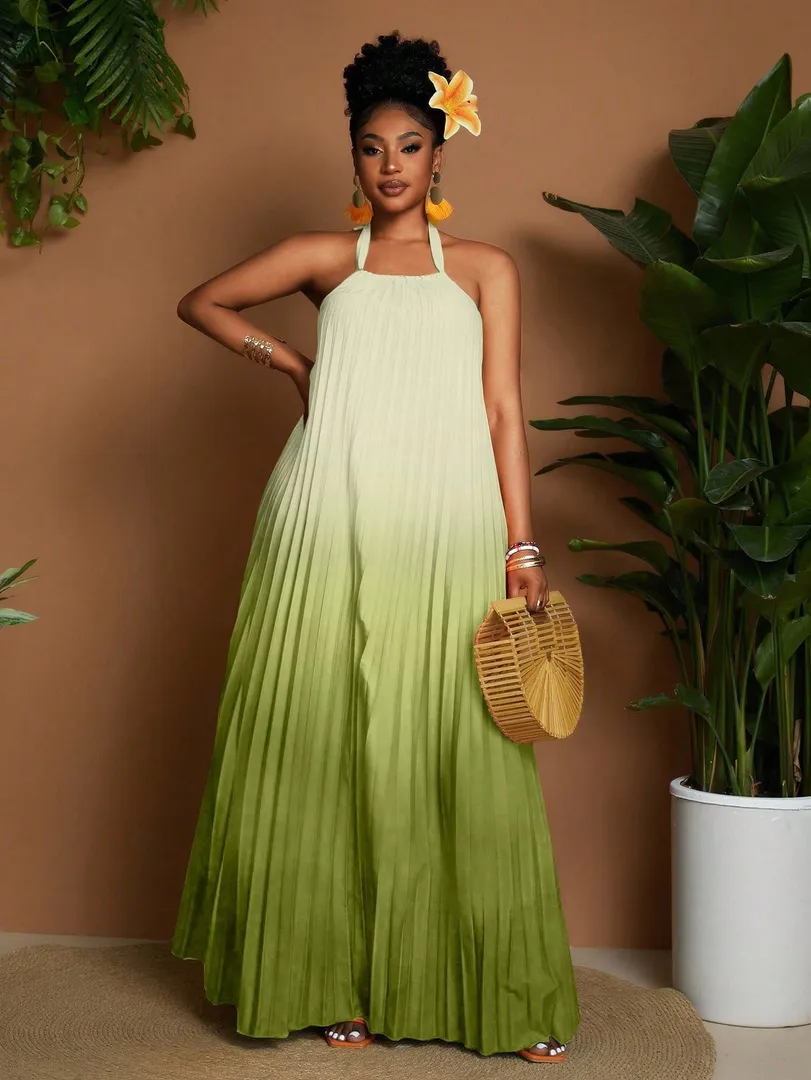 Vestido Feminino Plus Size com Estampa Degradê, Decote Halterneck e Detalhe Plissado, Estilo Versátil e Elegante para Primavera e Verão — foto 5