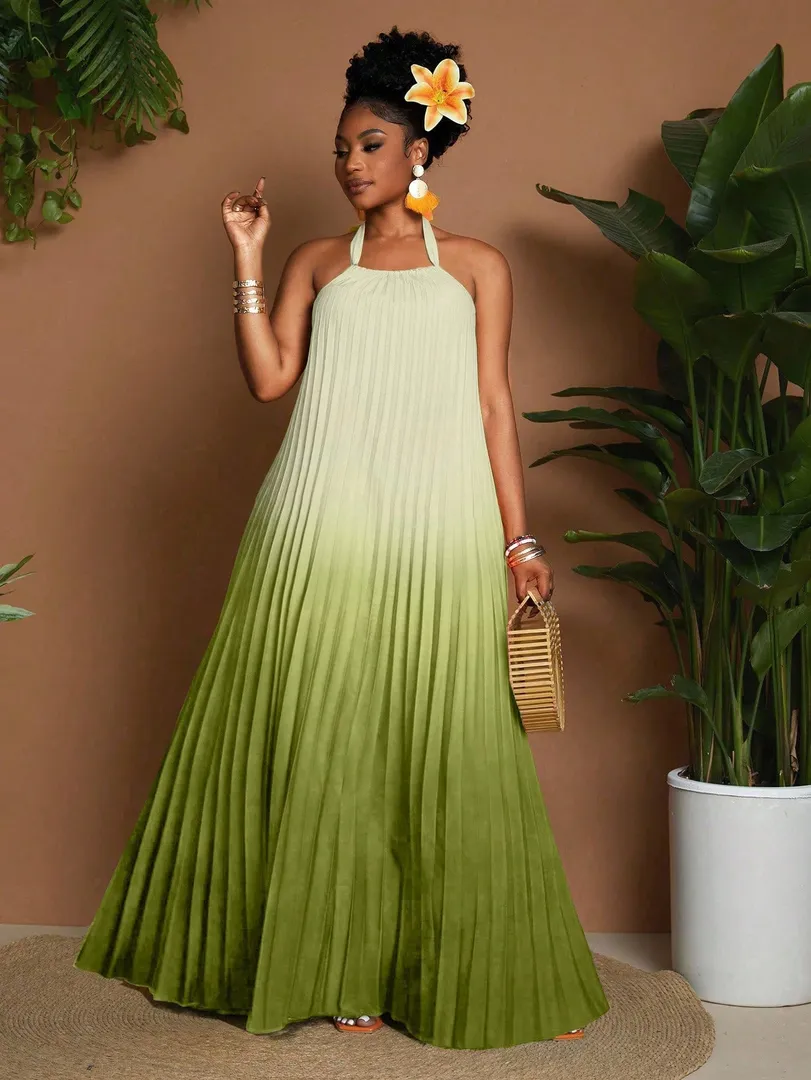 Vestido Feminino Plus Size com Estampa Degradê, Decote Halterneck e Detalhe Plissado, Estilo Versátil e Elegante para Primavera e Verão — foto 3